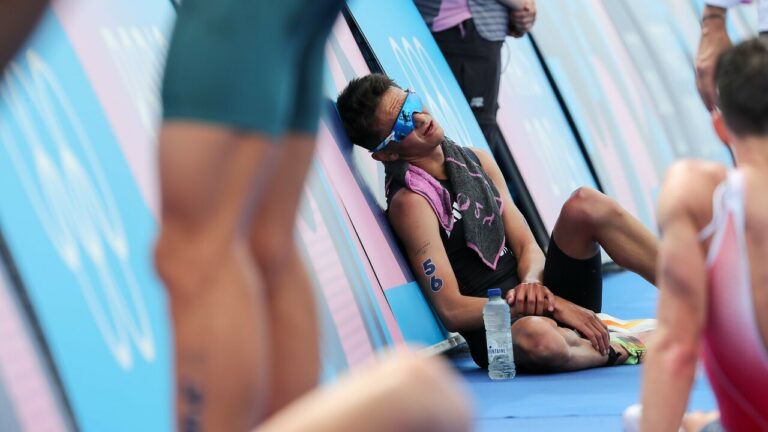 Alex Yee exhausted Paris 2024 Olympic Games finish line recovery