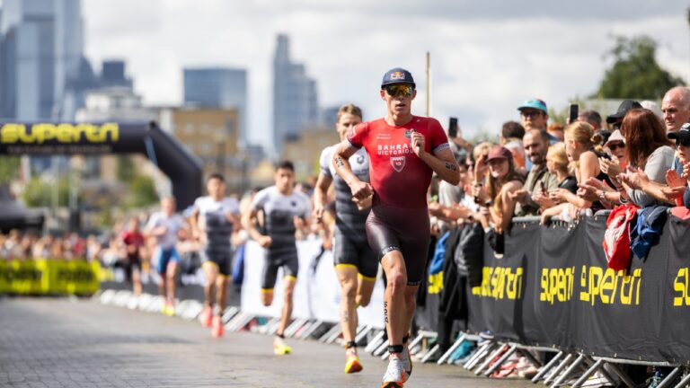 Hayden Wilde wins supertri London 2024